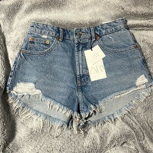 ZARA HIGH-RISE JEAN SHORTS